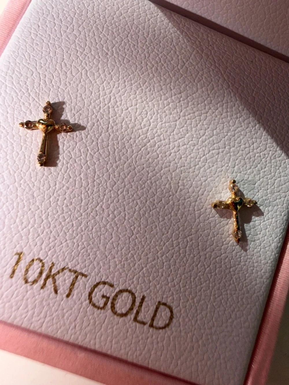 10KT Gold Cross Stud Earrings heart Religious Minimal set in pink gift box NEW - Picture 10 of 13